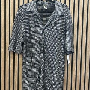 Men's Black and Gray Shirt